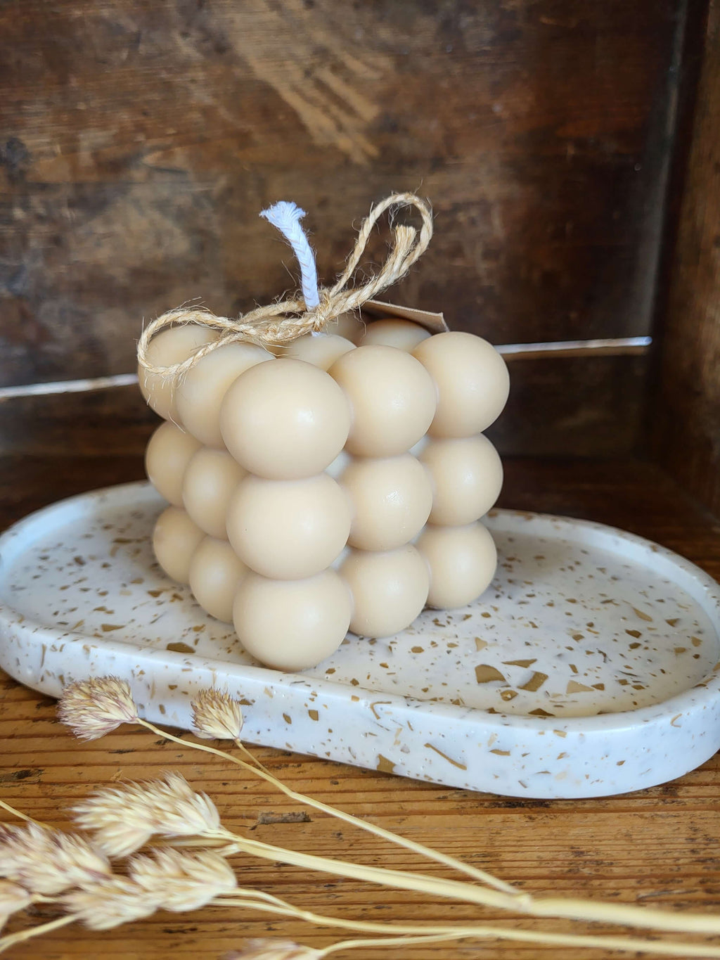 Ljus Beige Bubbel image 0